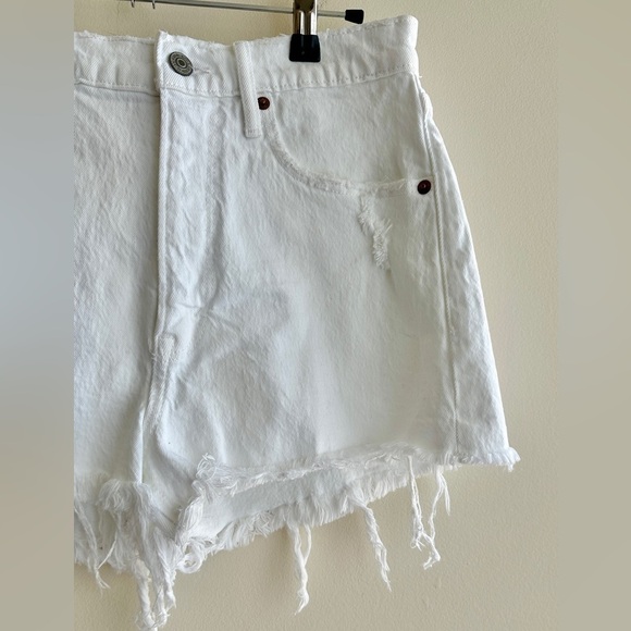 Abercrombie & Fitch The Mom Short High Rise White Denim Women's Shorts Size 28/6 - Picture 5 of 16